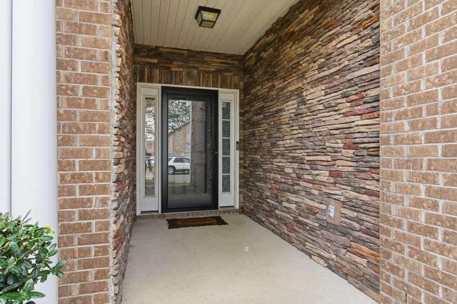 525 Shoreline Ln, Antioch, TN 37013 - #3