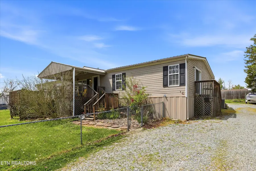 122 2nd St, Corryton, TN 37721 - #2