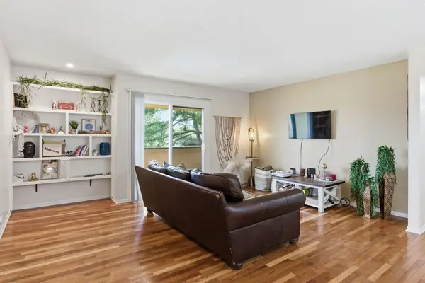 515 Basswood Ave #J94, Nashville, TN 37209