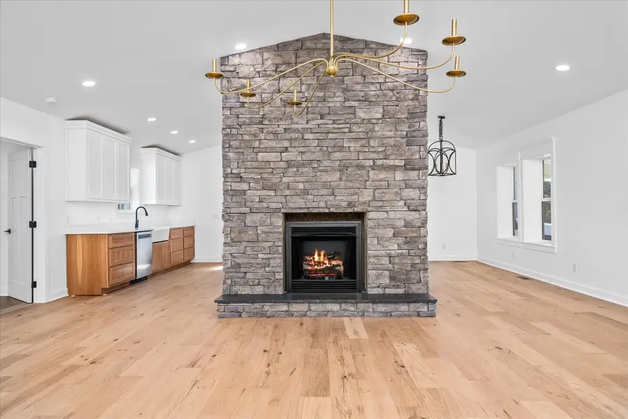 806 Robinson Ridge Rd, Baxter, TN 38544 - #3