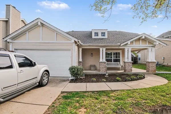 1736 Stone Hollow Ct, Hermitage, TN 37076