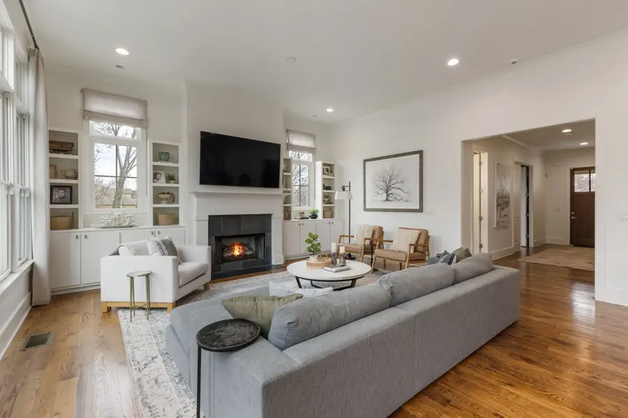 1420 Clifton Ln, Nashville, TN 37215 - #3