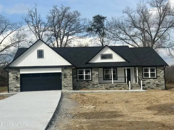 850 Colby Cir, Crossville, TN 38571