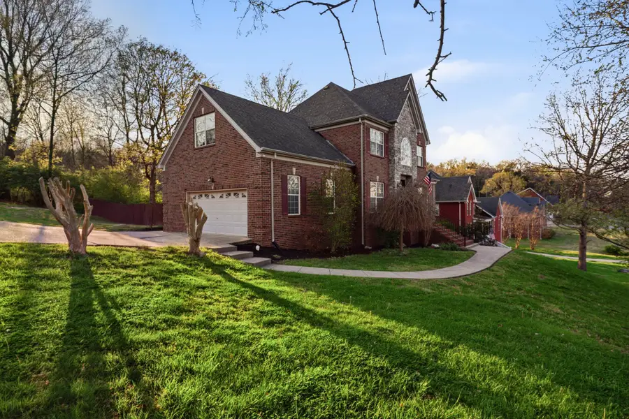 425 Westwood Dr, Smyrna, TN 37167 - #3