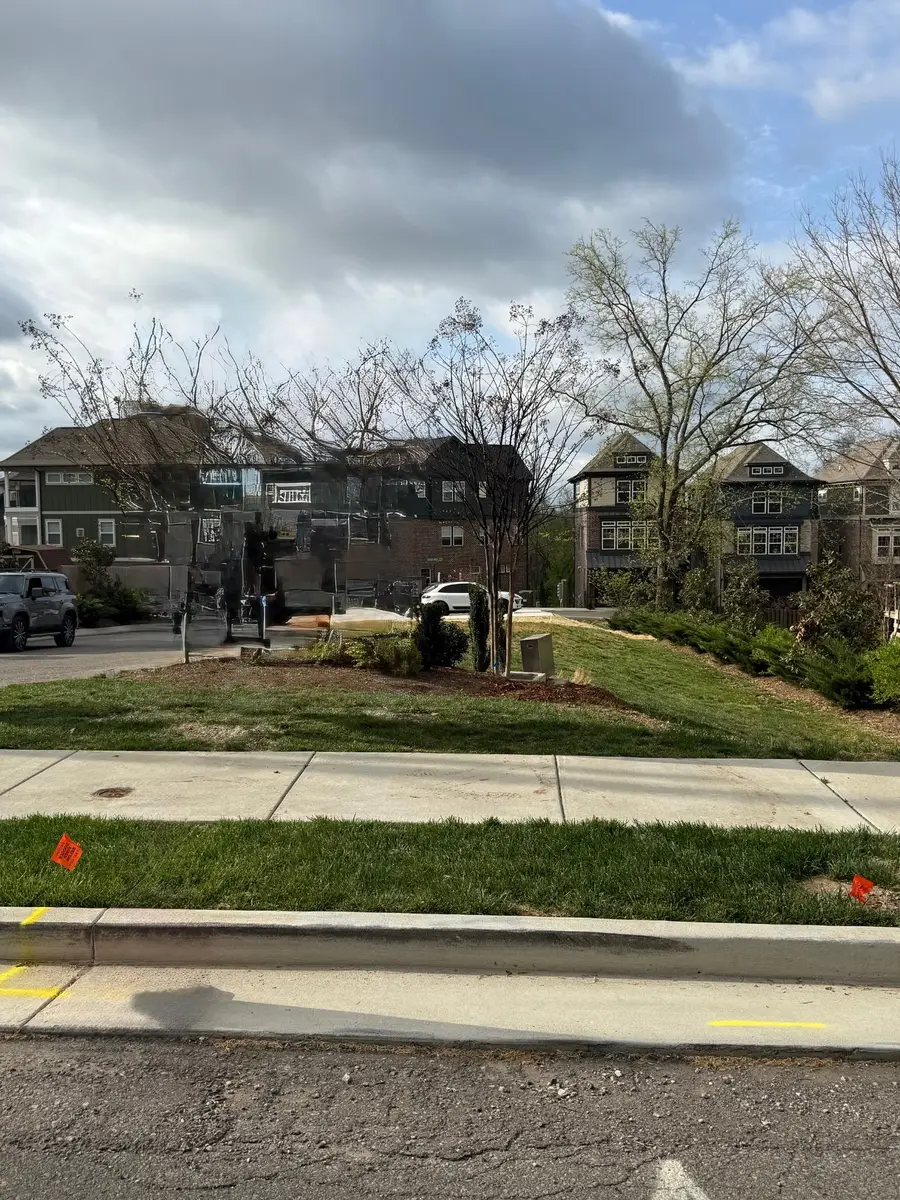 2208 Eastland Ave, Nashville, TN 37206 - #2