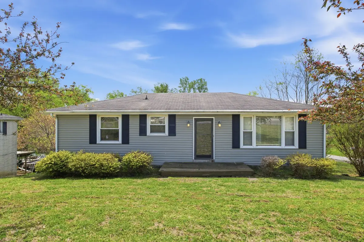 766 Mcmurry Blvd E, Hartsville, TN 37074 - #1