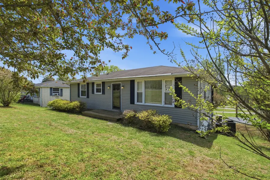 766 Mcmurry Blvd E, Hartsville, TN 37074 - #3