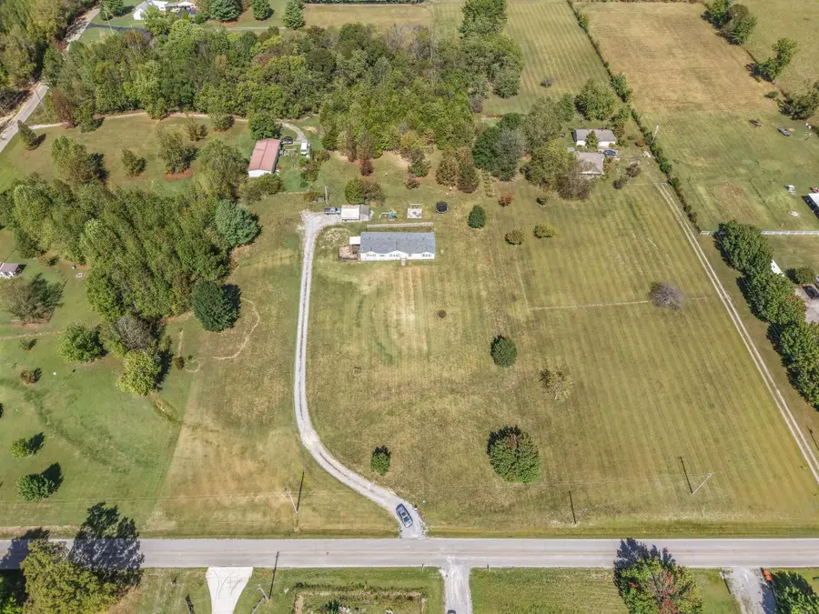 2309 W Mount Vernon Rd, Bethpage, TN 37022 - #2