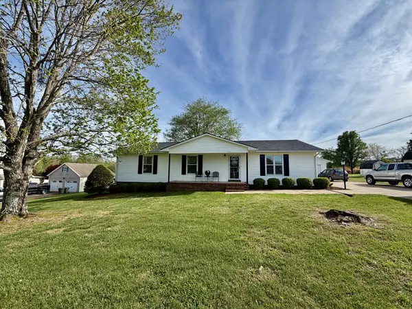 511 Donna Cir, Lawrenceburg, TN 38464