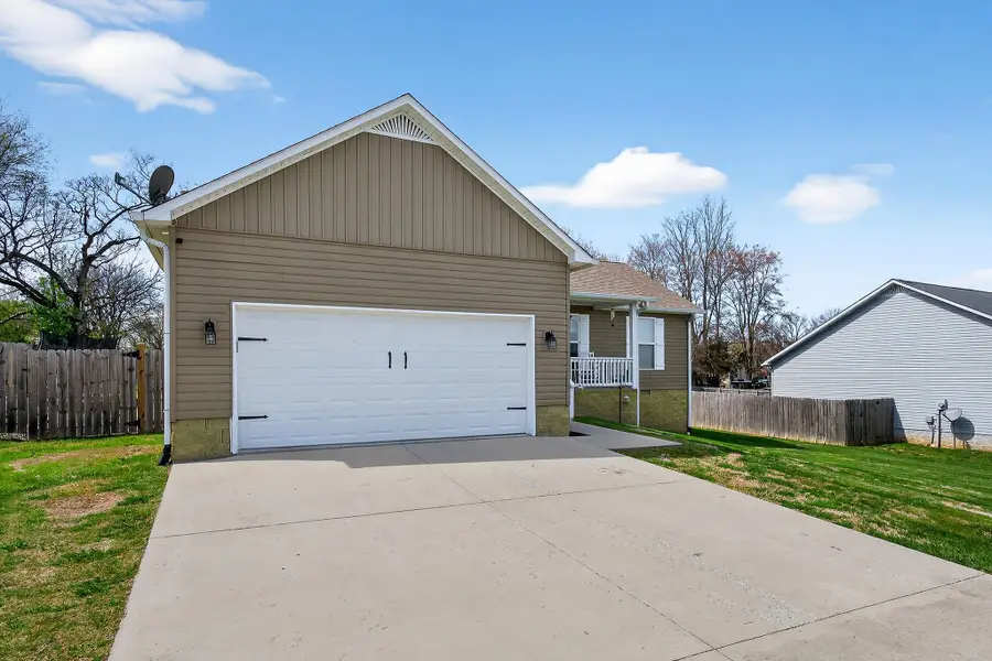 311 Valley Pointe Dr, Baxter, TN 38544 - #2