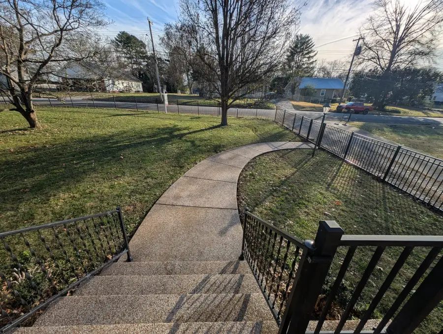 205 7th Ave, Columbia, TN 38401 - #2