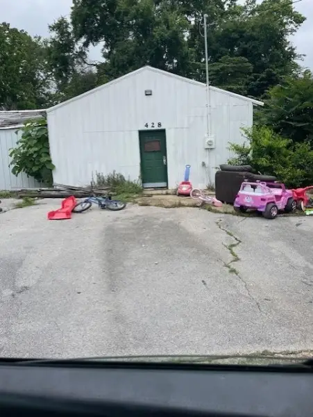 220 Lafayette Ave, Lawrenceburg, TN 38464 - #3