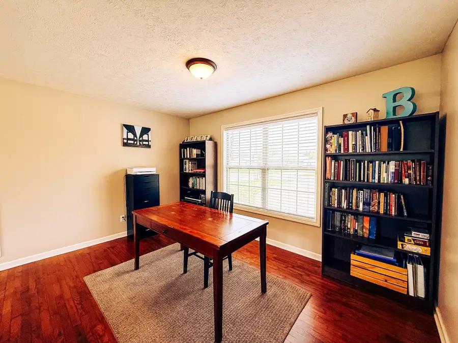 786 Claw Ct, Hopkinsville, KY 42240 - #2