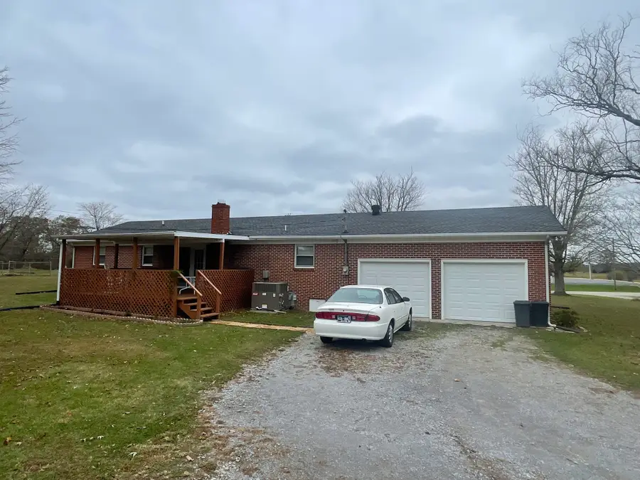 3912 Smithville Hwy, McMinnville, TN 37110 - #2