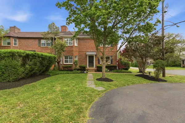 1148 Granny White Ct, Nashville, TN 37204