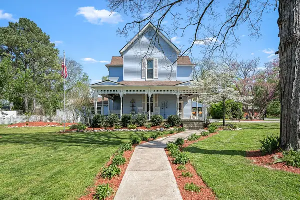 202 High Street, Bell Buckle, TN 37020