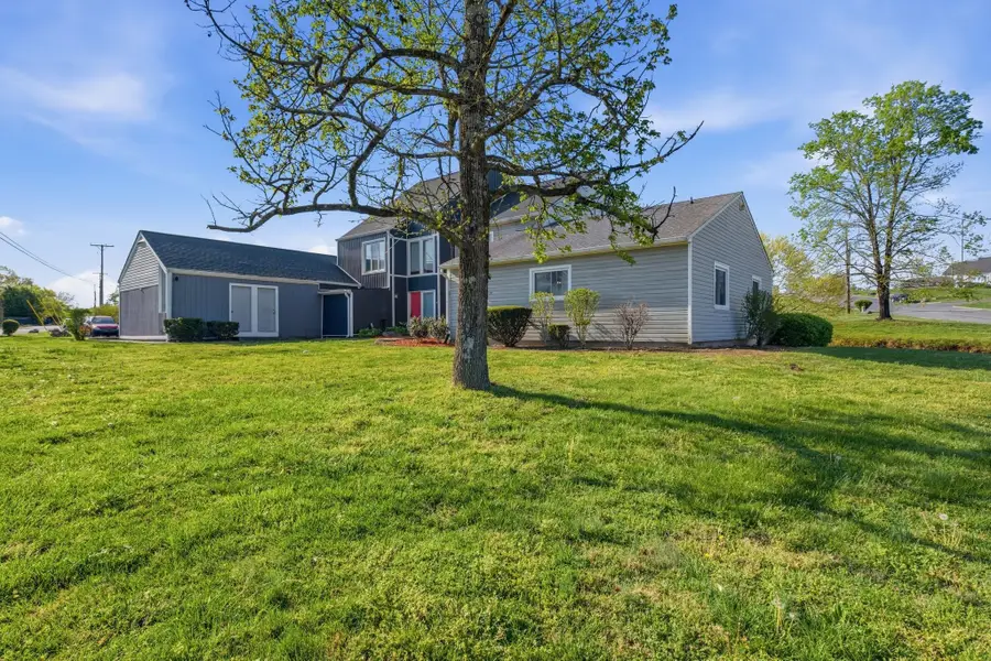 629 Rockwood Dr, Hermitage, TN 37076 - #2