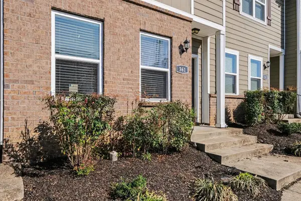 361 David Bolin Dr, La Vergne, TN 37086