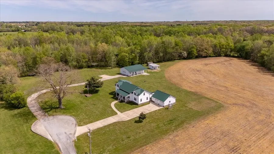 40 Rb Brown Rd, Leoma, TN 38468 - #2