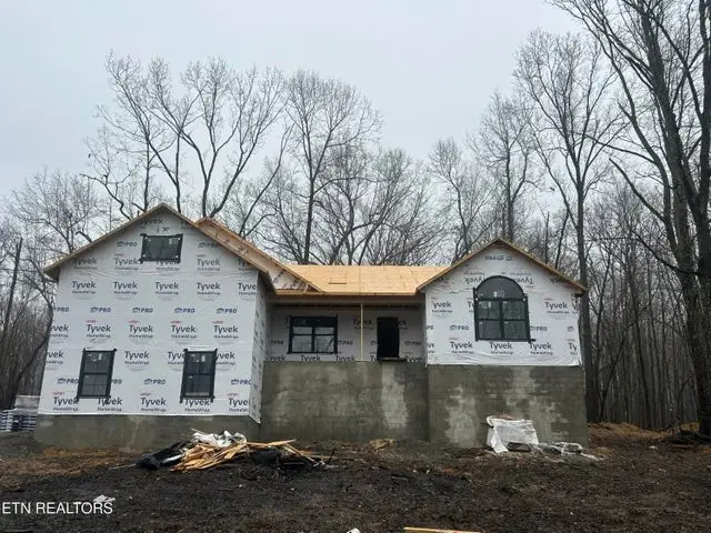 633 Icy Cove Trl, Monterey, TN 38574 - #1