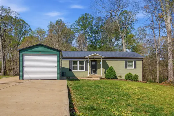 1007 Pinewood Ct, Ashland City, TN 37015