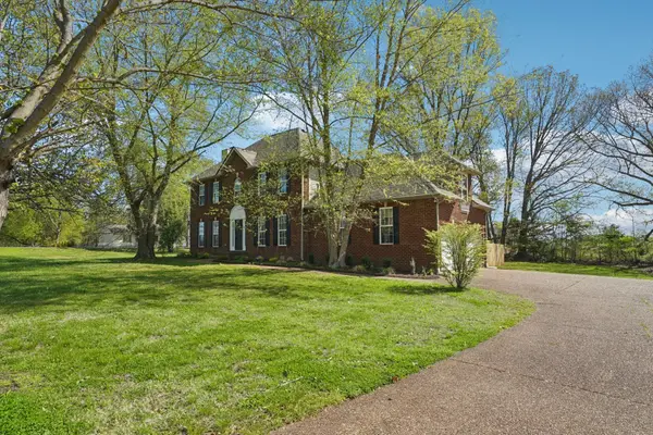 100 Lyon Dr, Portland, TN 37148