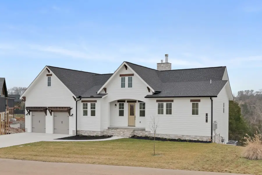 86 Simmons Cir, Winchester, TN 37398 - #3