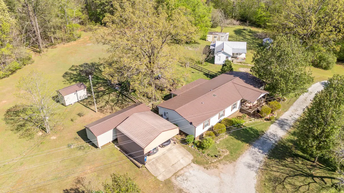 4195 Morrison Creek Rd, Clifton, TN 38425 - #1