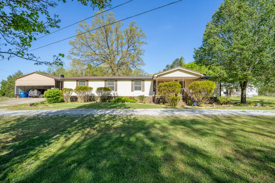 4195 Morrison Creek Rd, Clifton, TN 38425 - #3