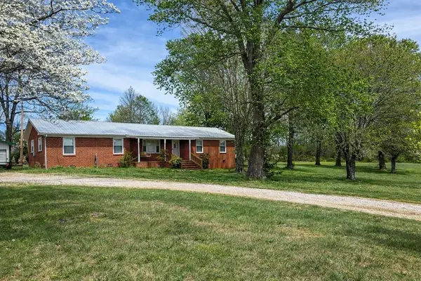 2633 Spencer Rd, Rock Island, TN 38581