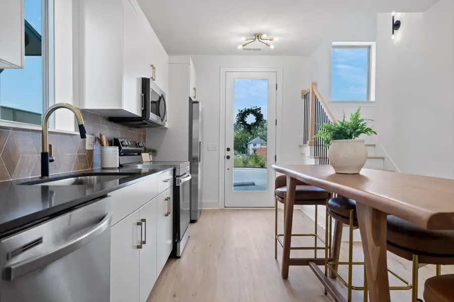 2506 E 18th Street, Chattanooga, TN 37404 - #3