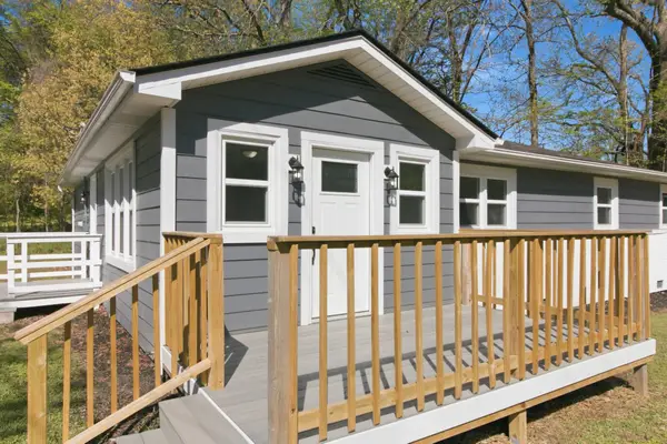 416 Powell St, Paris, TN 38242