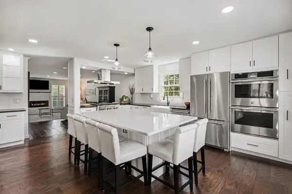 1622 Crystal Lake Dr, Brentwood, TN 37027