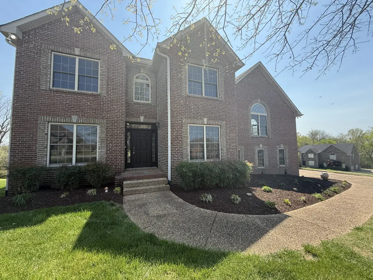 1030 Tower Hill Ln, Hendersonville, TN 37075 - #1