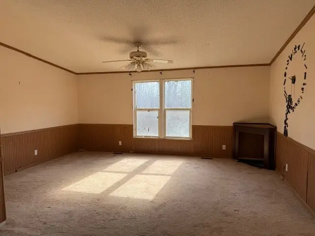 60 Robert Barnhill Rd, Paris, TN 38242 - #2