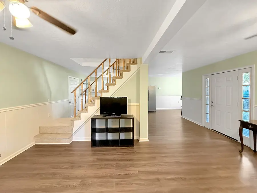 211 Meridian Dr, Greenfield, TN 38230 - #3