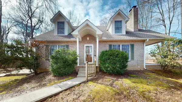 3883 Dobbins Pike, Portland, TN 37148