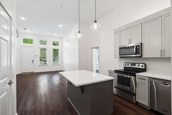 760 Wedgewood Park #108, Nashville, TN 37203