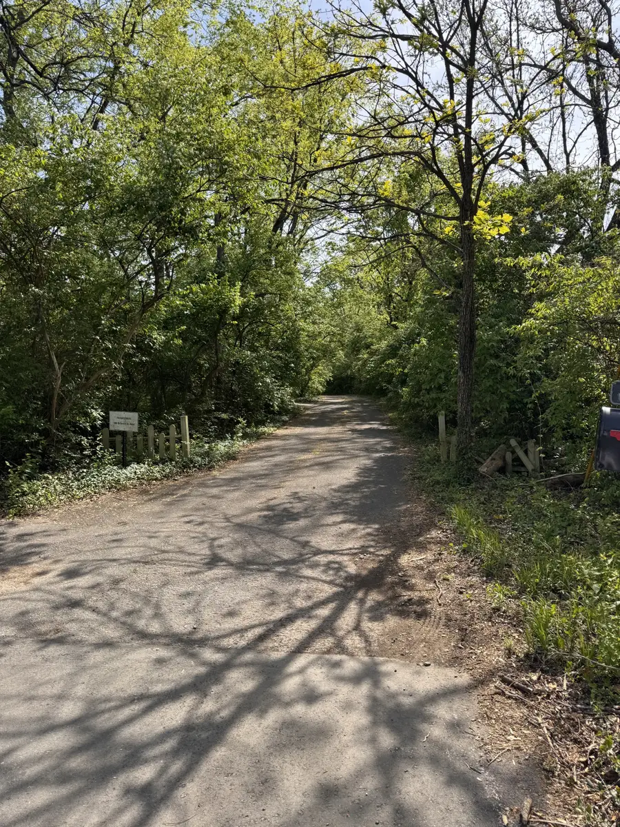 100 Bellevue Dr W, Nashville, TN 37205 - #2