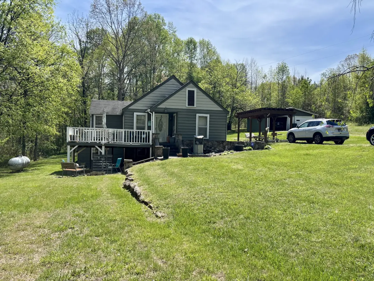 101 Flood Rd, McMinnville, TN 37110 - #1