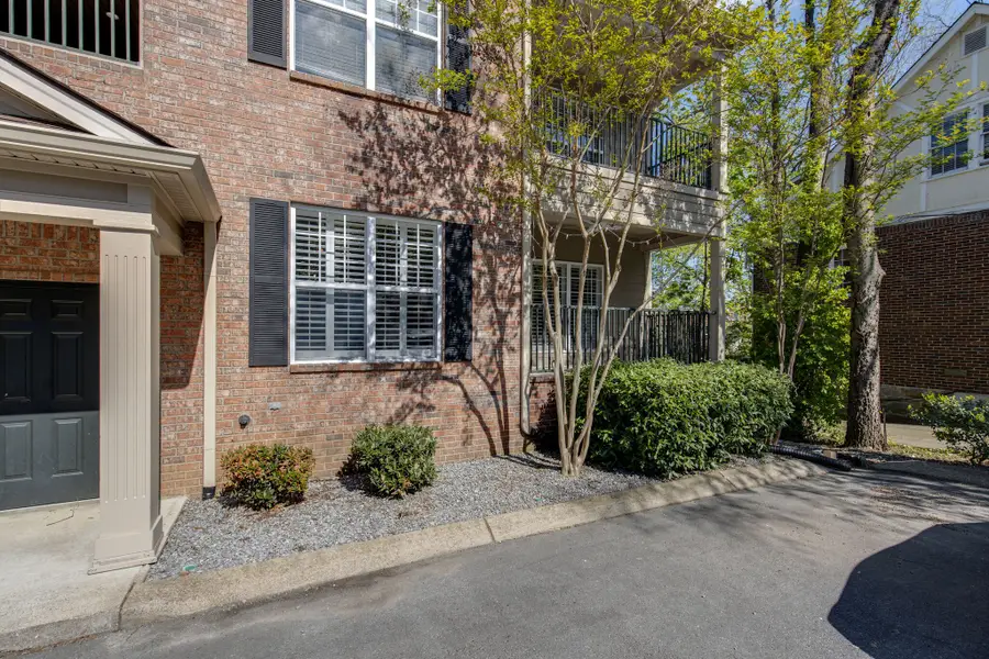 2304 Elliott Ave #102, Nashville, TN 37204 - #3