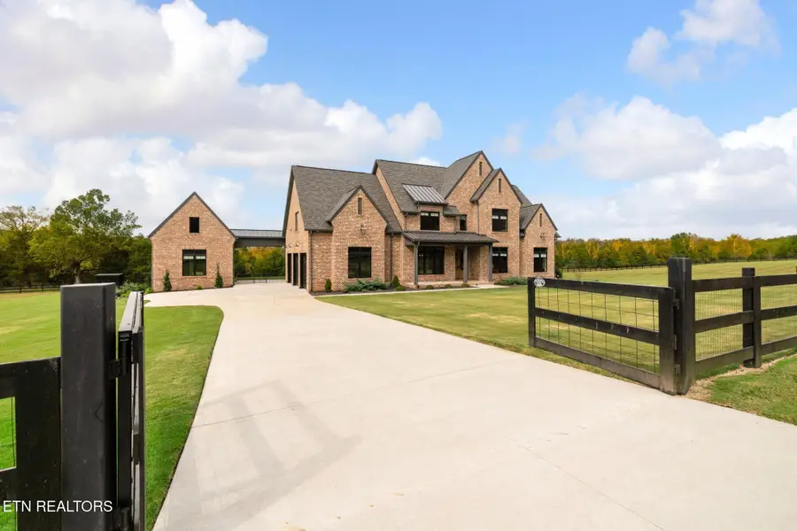 3693 Herschel Hudson Rd, Lascassas, TN 37085 - #2