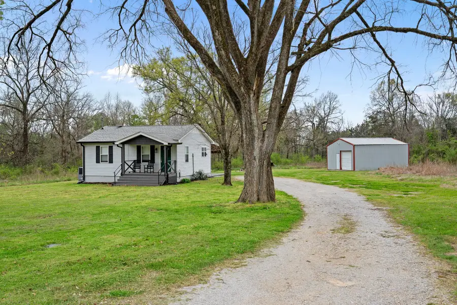 3295 Anes Station Rd, Lewisburg, TN 37091 - #3