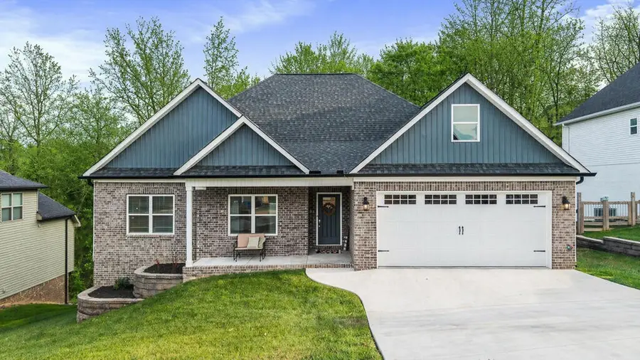 621 Sunset Valley Drive, Soddy Daisy, TN 37379 - #2