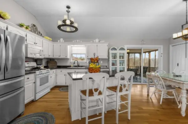 202 Allendale Blvd, McMinnville, TN 37110