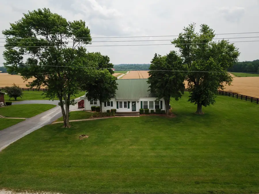 597 Prices Mill Rd, Adairville, KY 42202 - #2