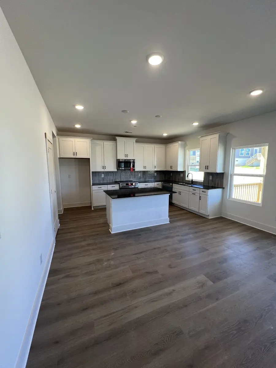 3146 Rolling Brook Drive, Columbia, TN 38401 - #2