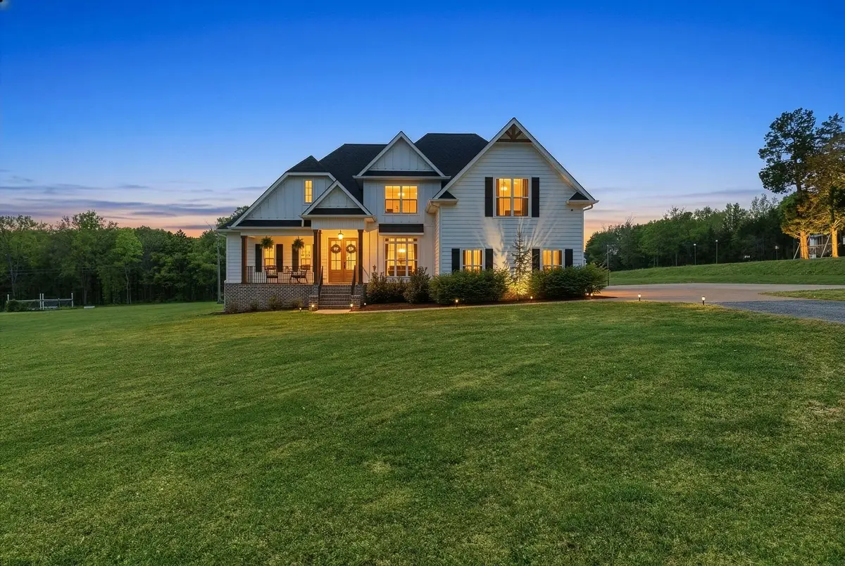 6428 Simmons Bluff Rd, Lebanon, TN 37090 - #1