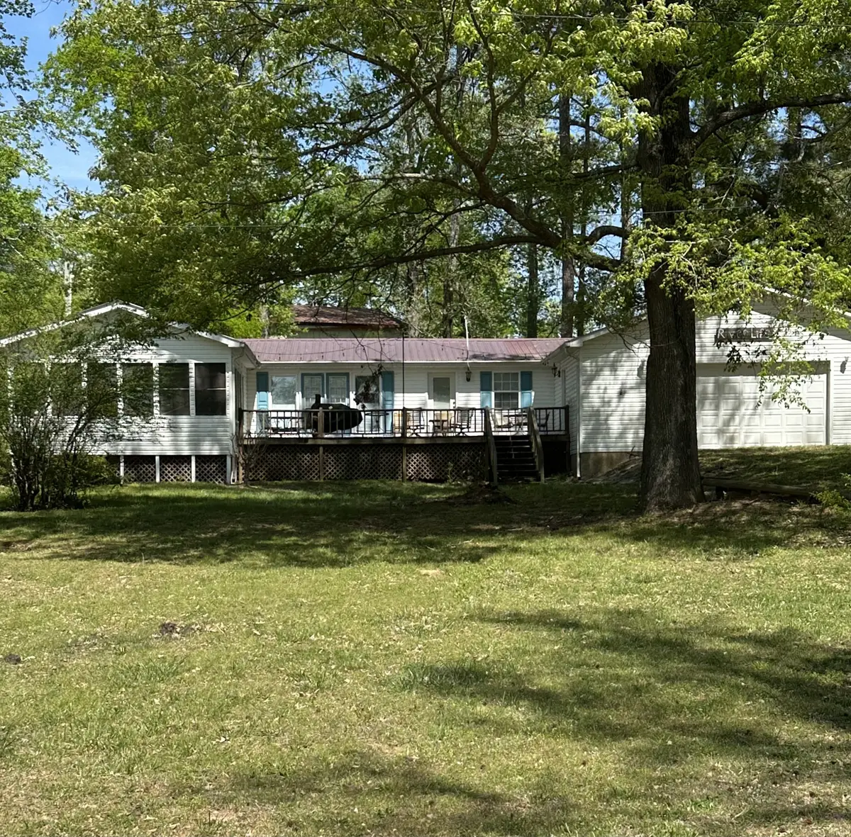 28 Cottage Cir, Linden, TN 37096 - #1