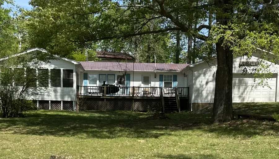 28 Cottage Cir, Linden, TN 37096 - #2